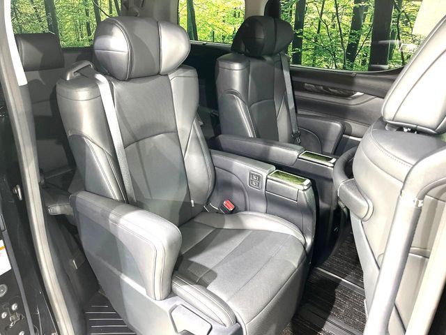 ALPHARD hybrid 4WD