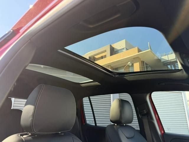 MERCEDES BENZ EQB