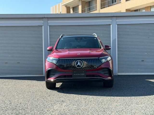 MERCEDES BENZ EQB