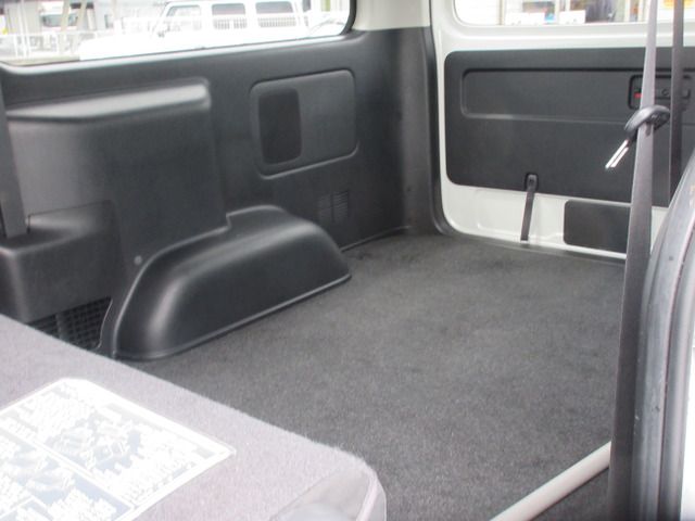 HIACE van 2WD