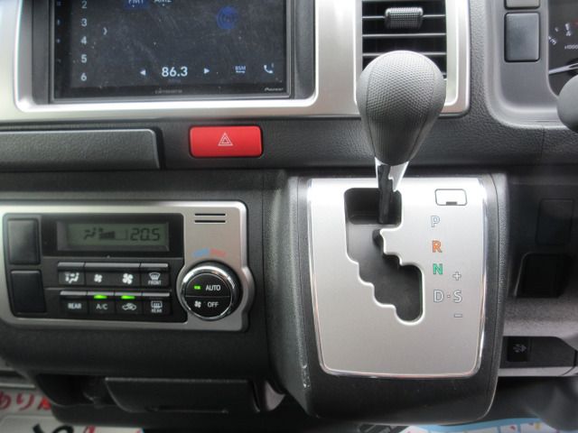HIACE van 2WD