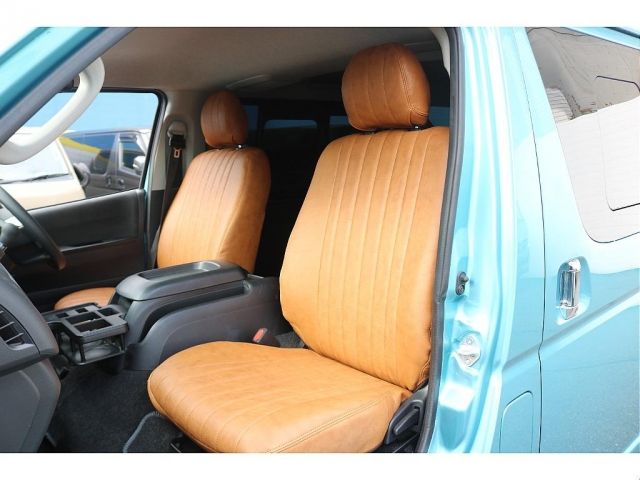 HIACE van 4WD