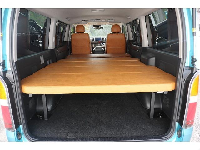 HIACE van 4WD