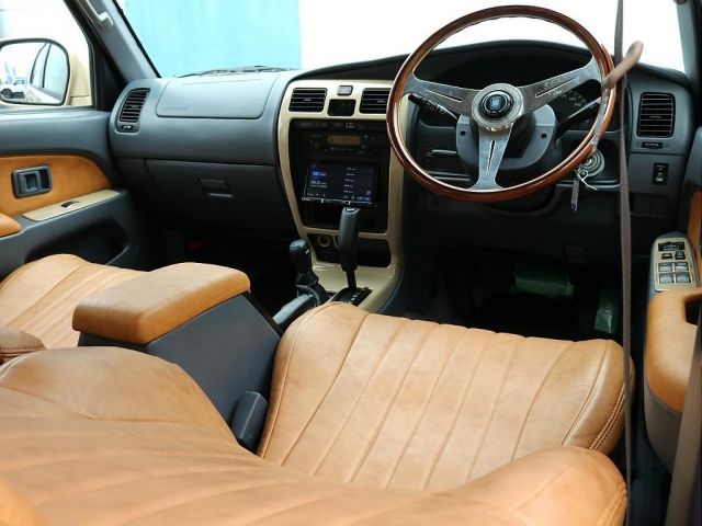 HILUXSURF wagon 4WD