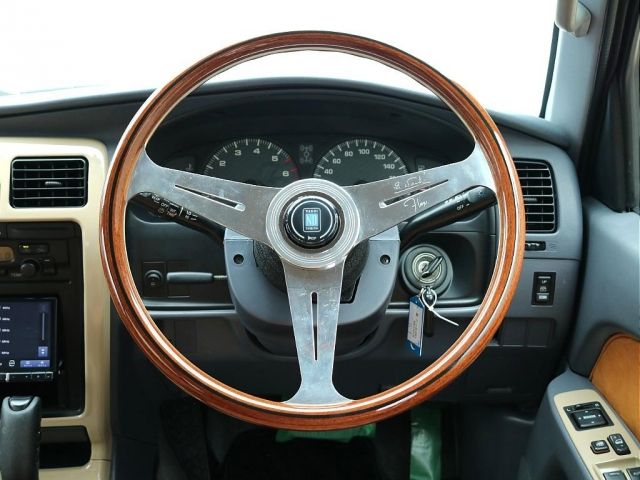 HILUXSURF wagon 4WD