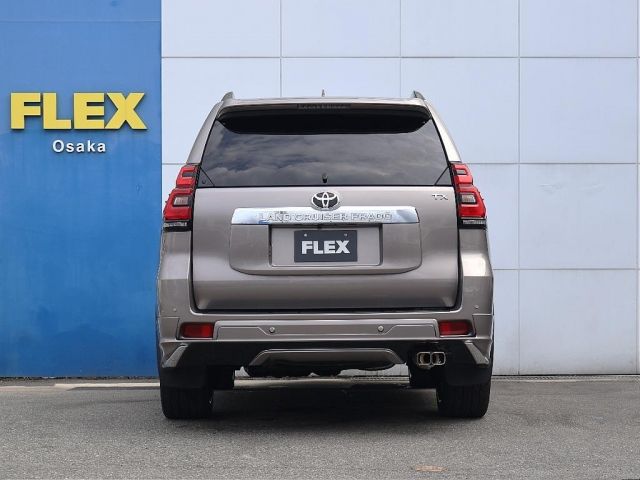 LANDCRUISER PRADO