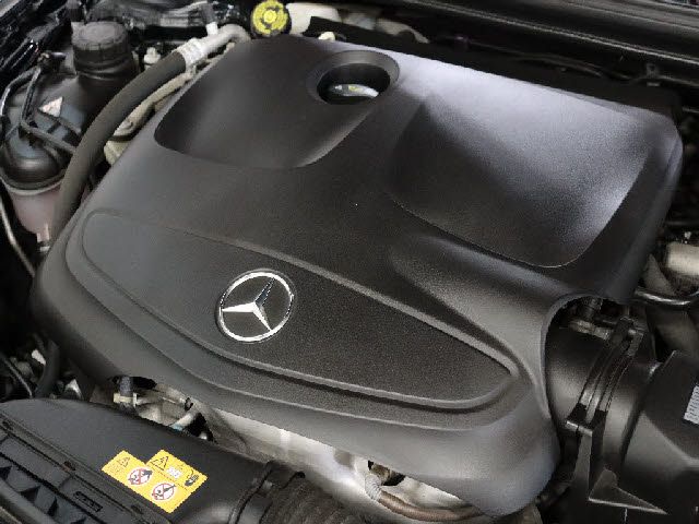 MERCEDES BENZ CLA Shooting Brake