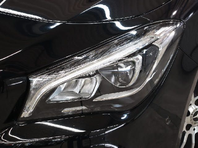 MERCEDES BENZ CLA Shooting Brake