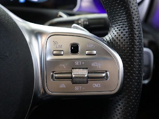 MERCEDES BENZ CLA Shooting Brake