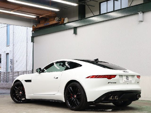 JAGUAR  F type