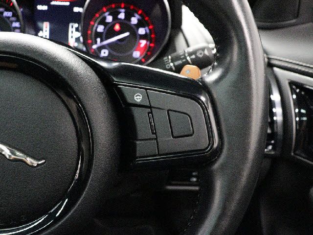 JAGUAR  F type