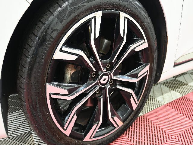 RENAULT LUTECIA