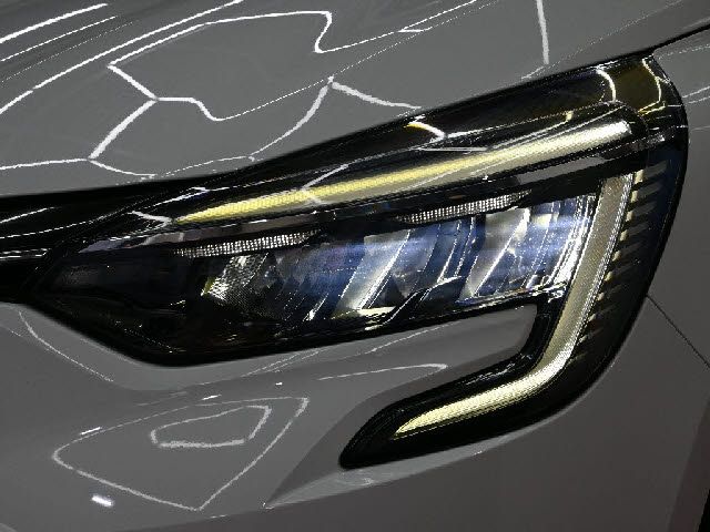 RENAULT LUTECIA