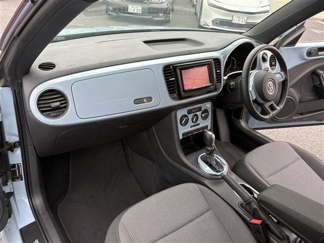 VOLKSWAGEN The BEETLE