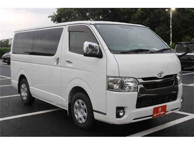 HIACE van 2WD