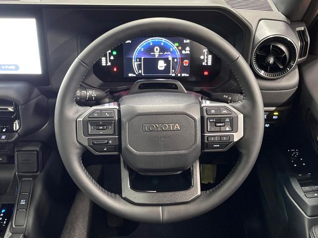 LANDCRUISER 250