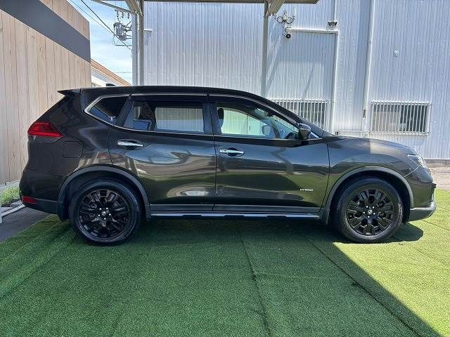 X-TRAIL HYBRID 4WD