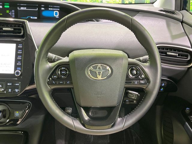 PRIUS 4WD
