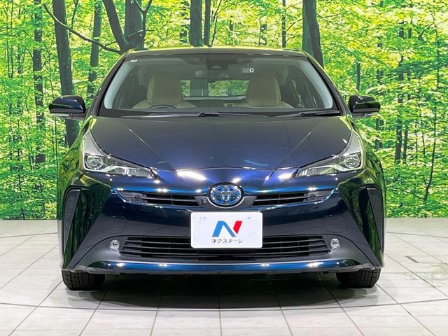 PRIUS 4WD