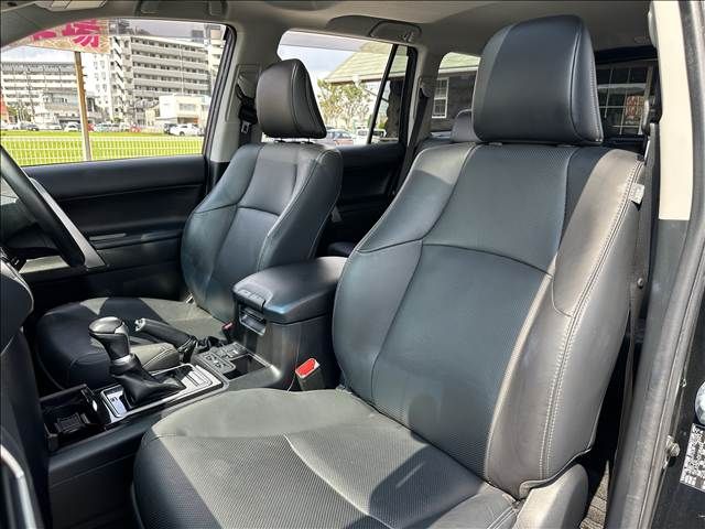 LANDCRUISER PRADO