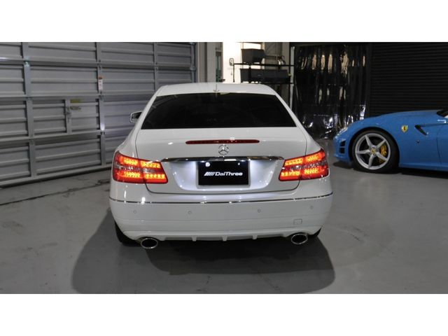 MERCEDES BENZ E class coupe