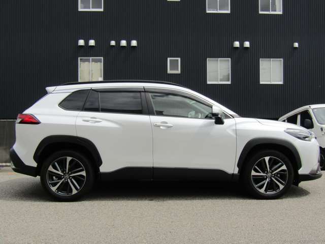 COROLLA CROSS HYBRID