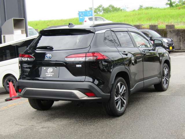 COROLLA CROSS HYBRID
