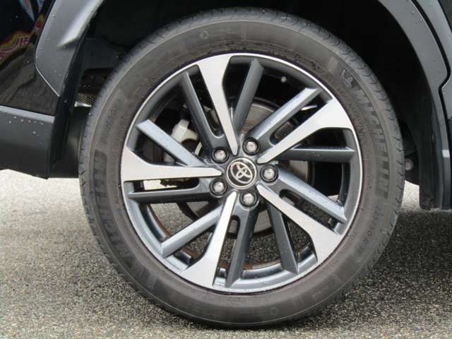 COROLLA CROSS HYBRID