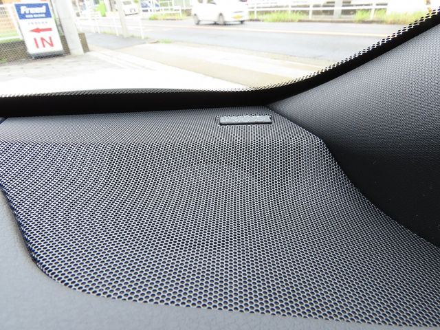 LEXUS LBX