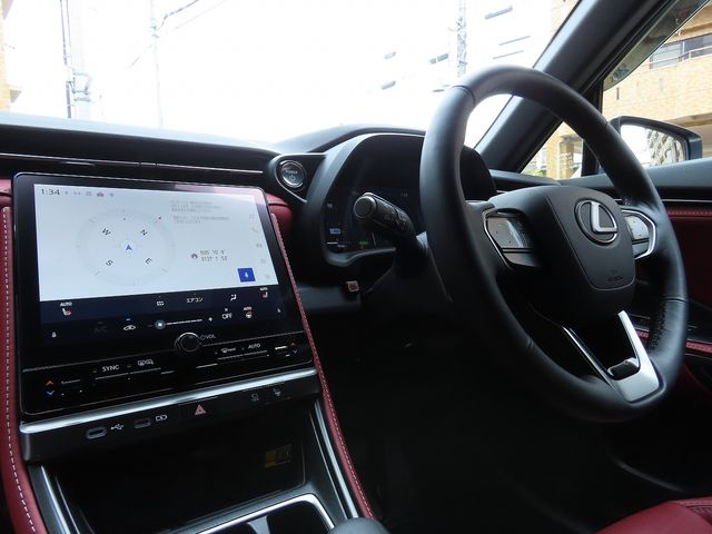 LEXUS LBX
