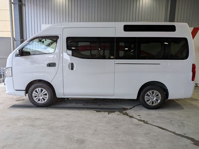 NV350 CARAVAN 4WD