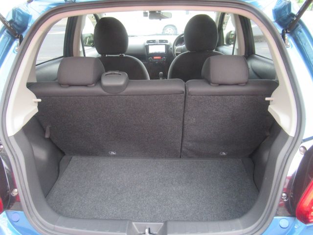 MIRAGE hatchback