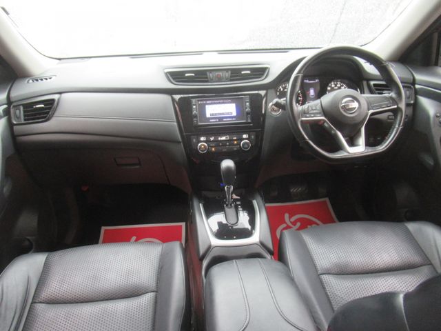 X-TRAIL 2WD