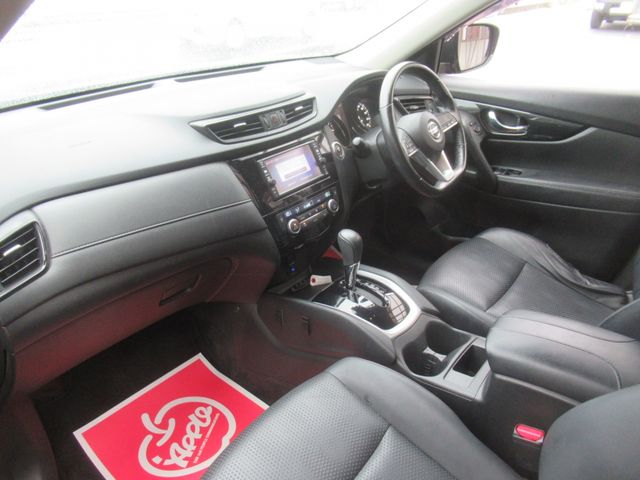 X-TRAIL 2WD
