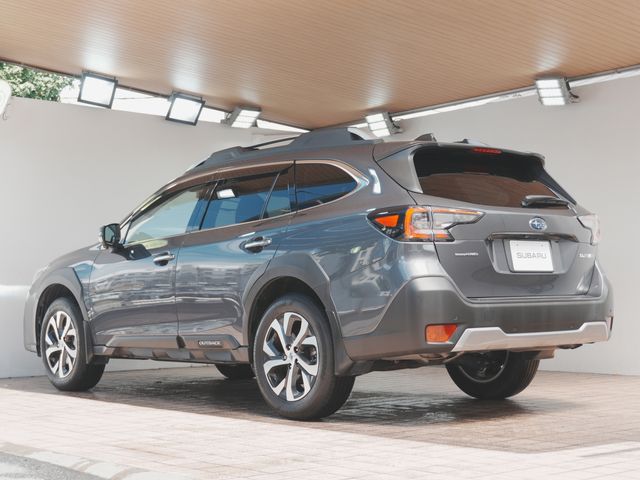 LEGACY OUTBACK