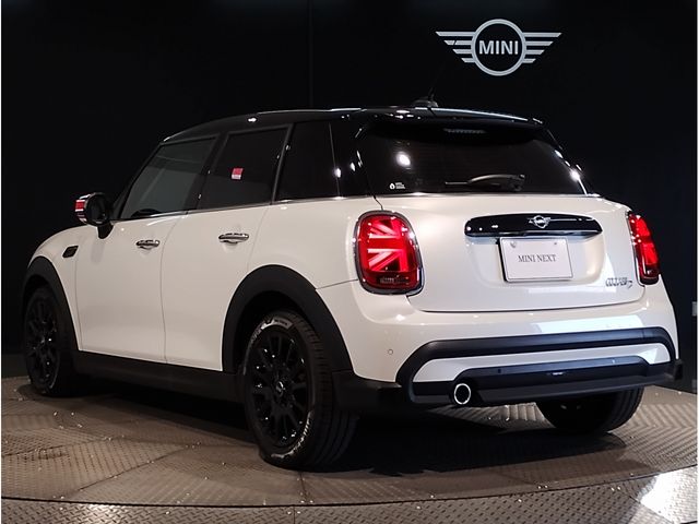 MINI COOPER D 5DOOR