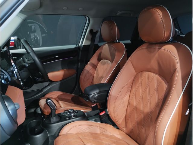 MINI COOPER D 5DOOR