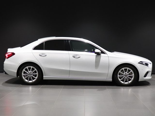 MERCEDES BENZ A class sedan