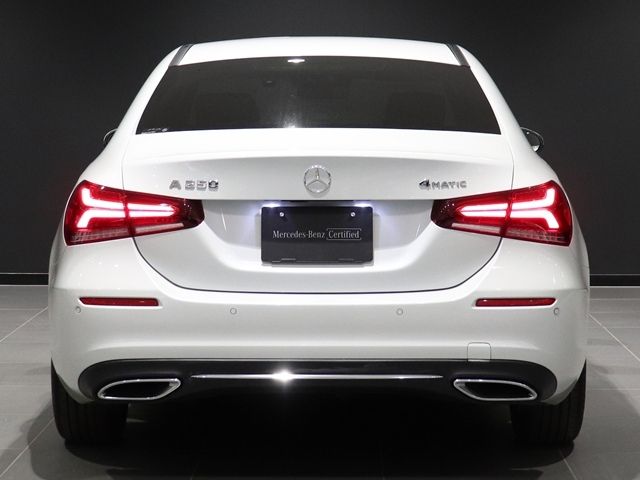 MERCEDES BENZ A class sedan