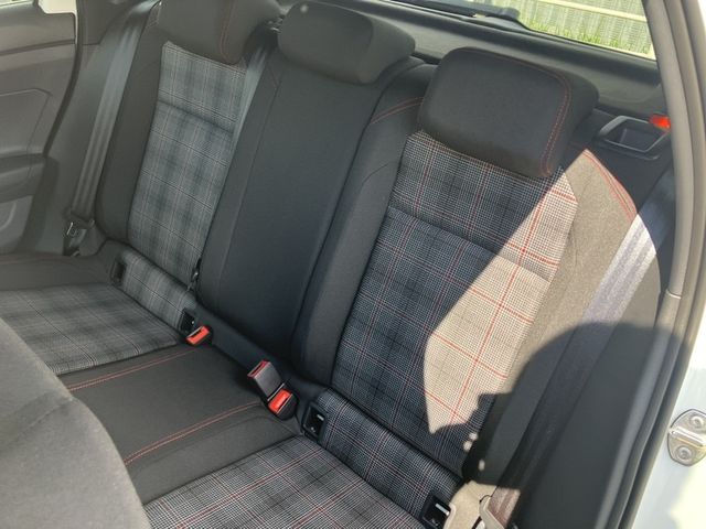 VOLKSWAGEN POLO GTI