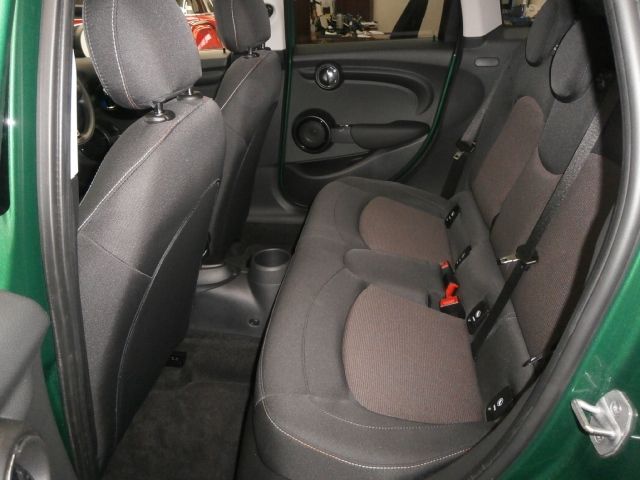 MINI COOPER D 5DOOR