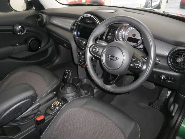 MINI COOPER D 5DOOR
