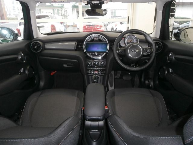 MINI COOPER D 5DOOR