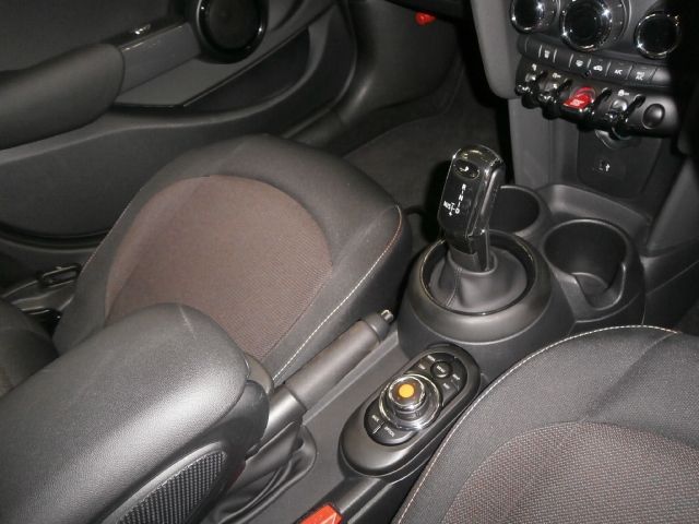 MINI COOPER D 5DOOR
