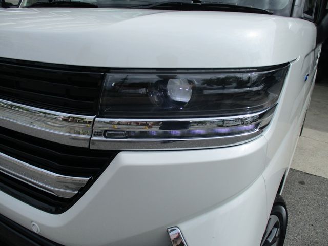 Spacia custom