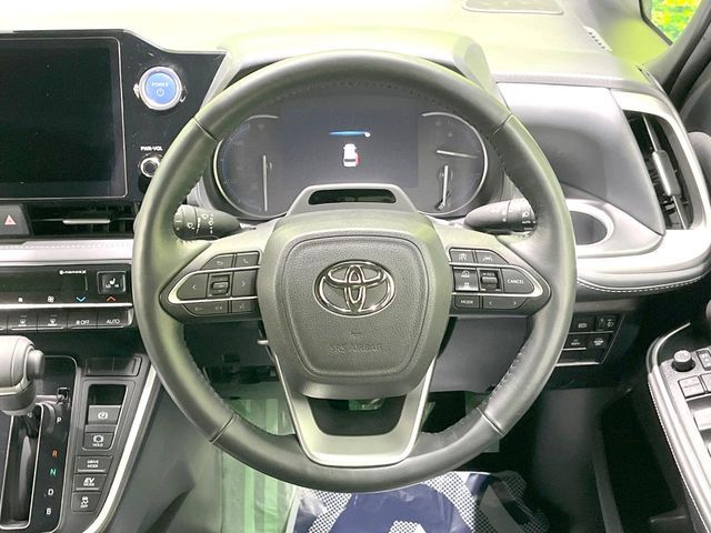 NOAH HYBRID