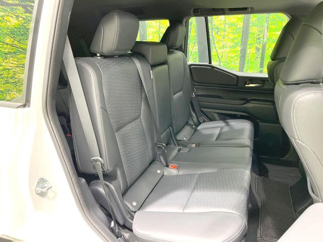 LANDCRUISER 250