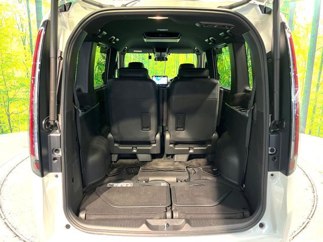 STEPWAGON e:HEV SPADA