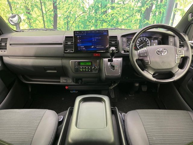 HIACE van 2WD
