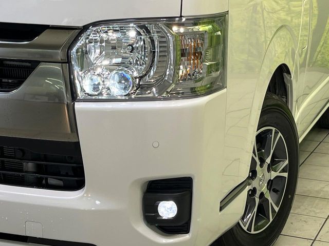 HIACE van 2WD